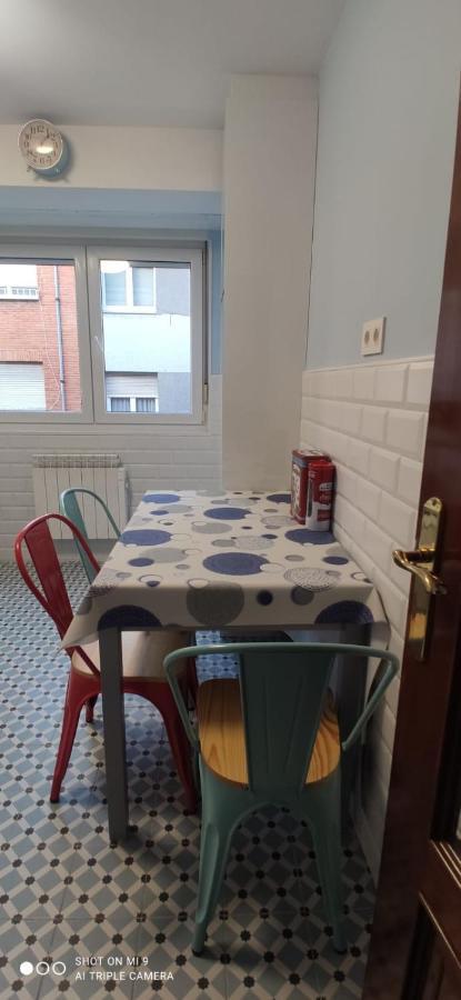 Апартаменти Precioso Piso Totalmente Reformado. Хіхон Екстер'єр фото