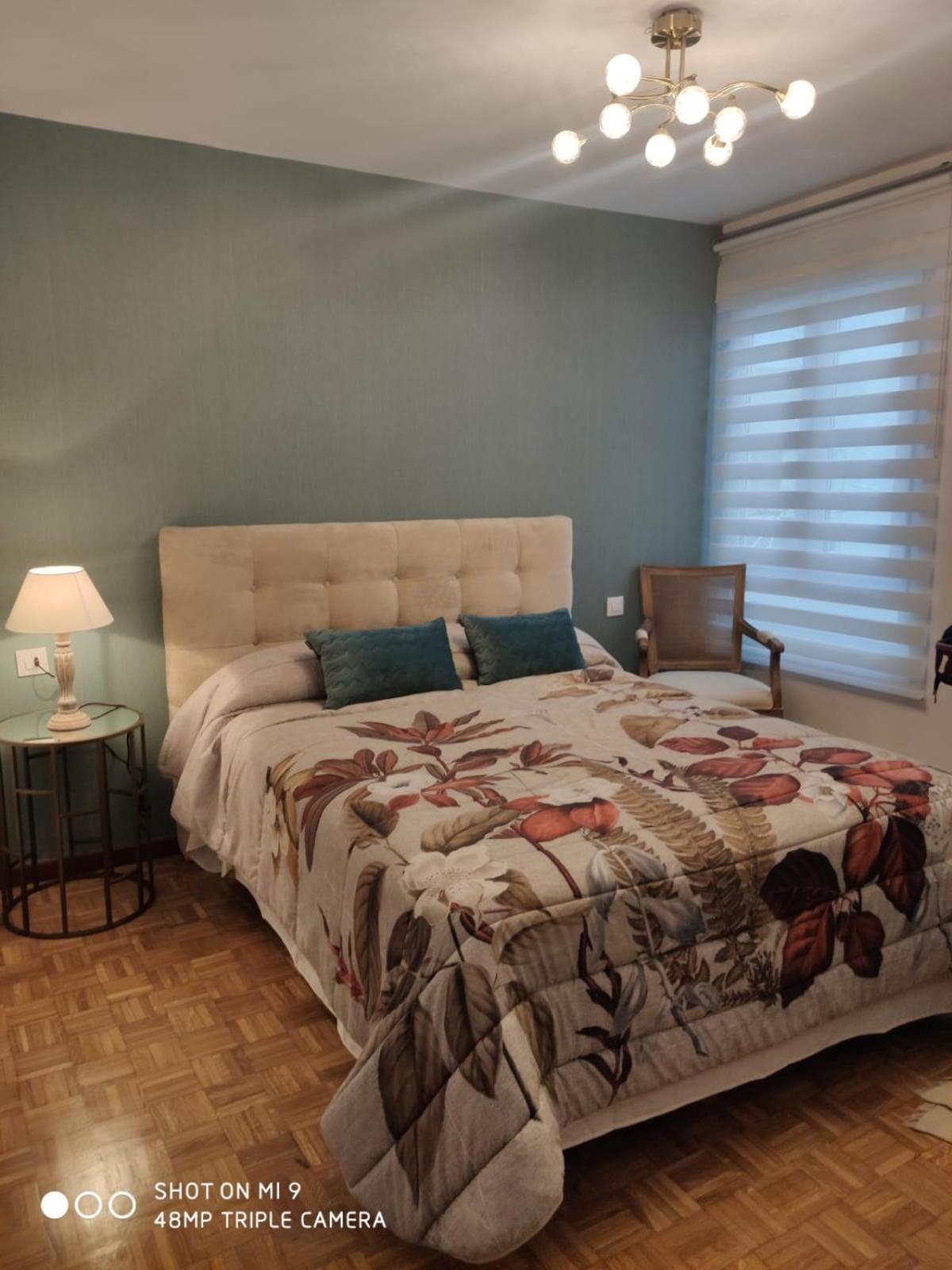 Апартаменти Precioso Piso Totalmente Reformado. Хіхон Екстер'єр фото